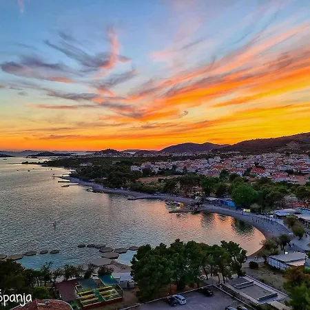Vodice Mladen Apartman Za Familiju Exterior photo