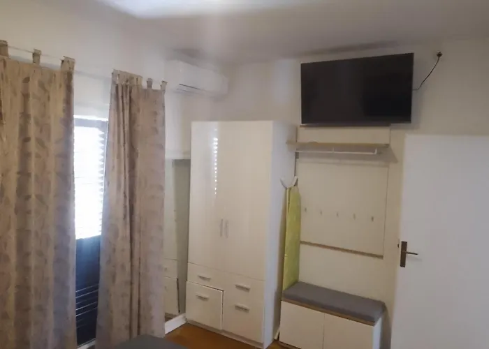 Vodice Mladen Apartman Za Familiju