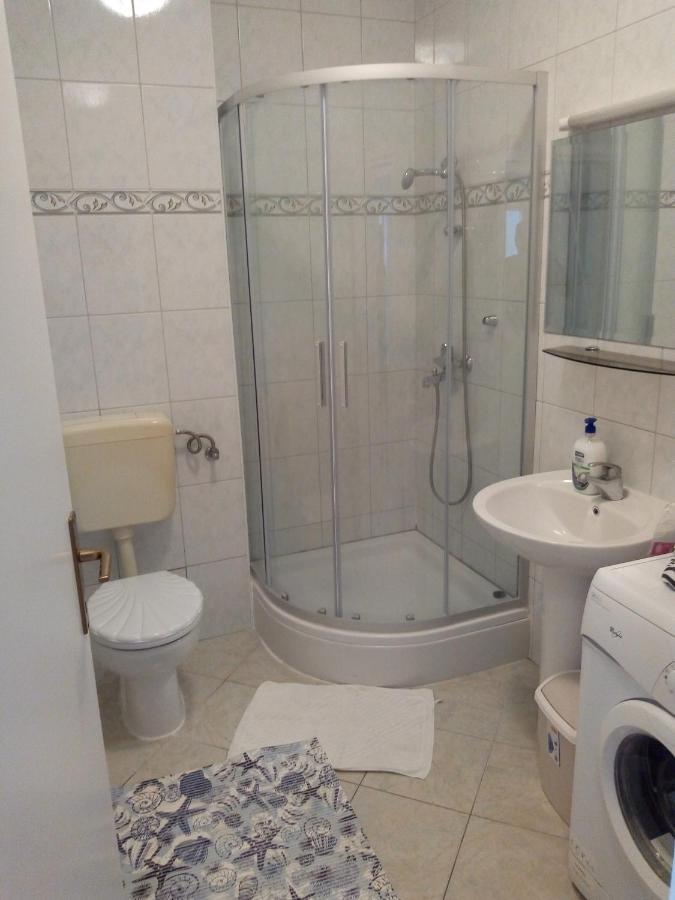 Apartament Mladen Za Familiju Vodice