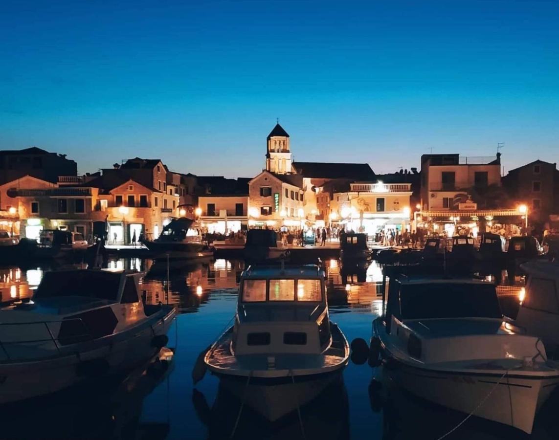 Mladen Za Familiju Appartement Vodice