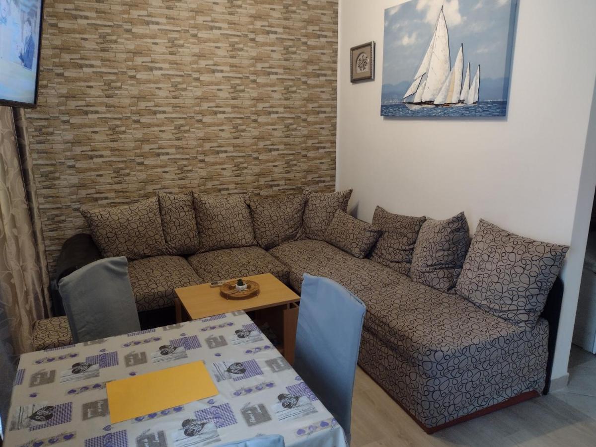 Apartament Mladen Za Familiju
