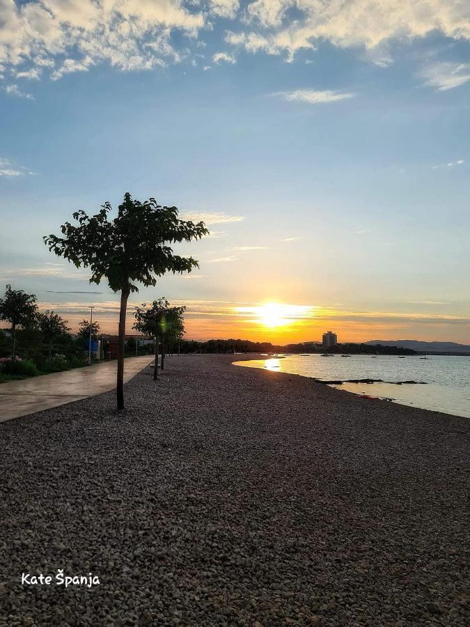 Apartament Mladen Za Familiju Vodice
