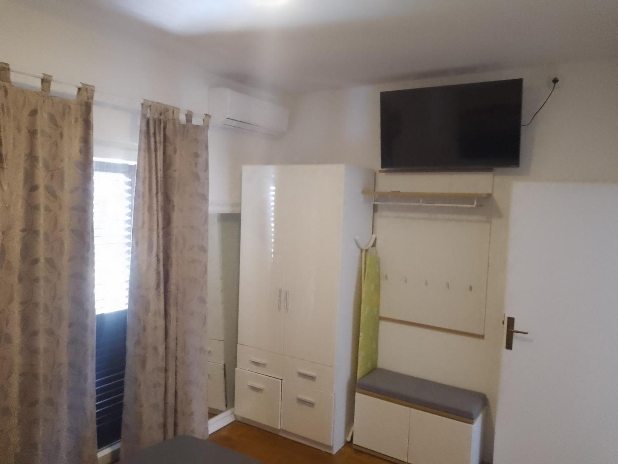 Apartament Mladen Za Familiju